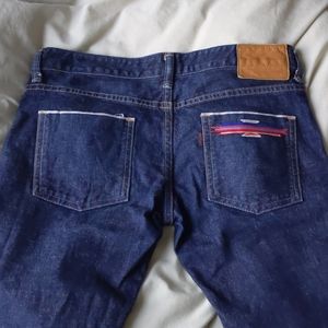 Crisp, dark blue jeans, 27